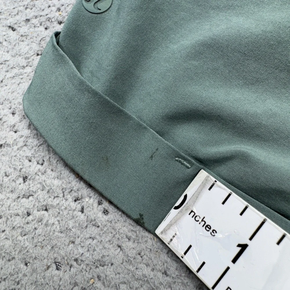 Lululemon Spring Break Away Cuffed All Day Shorts‎ Womens 2 Green W7AM5S
